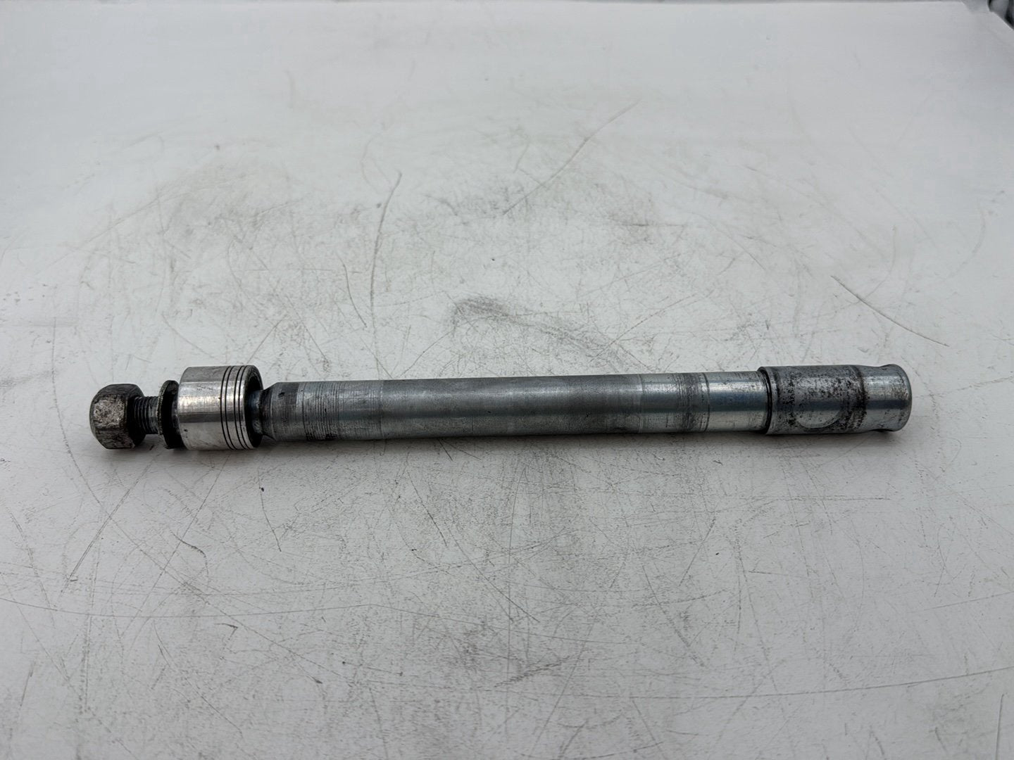 2014 Harley Street Glide Touring FLHXS OEM Front Wheel Axle Bolt Shaft