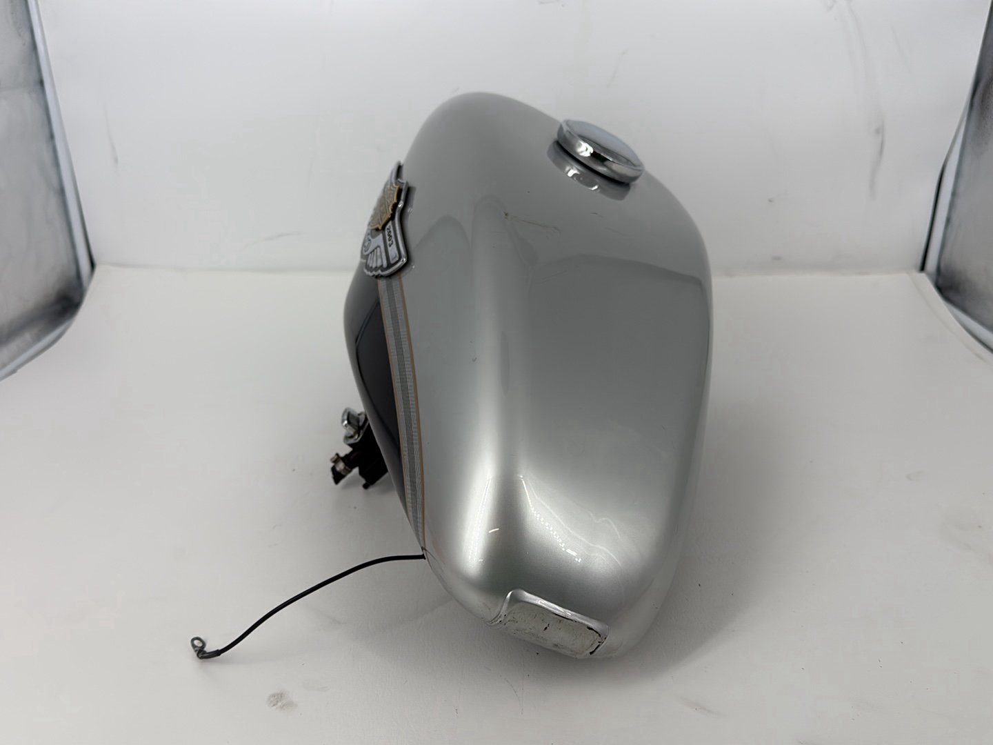 2003 Harley Sportster XL1200C 1200 Custom Anniversary OEM Fuel Gas Tank Gasoline Reservoir
