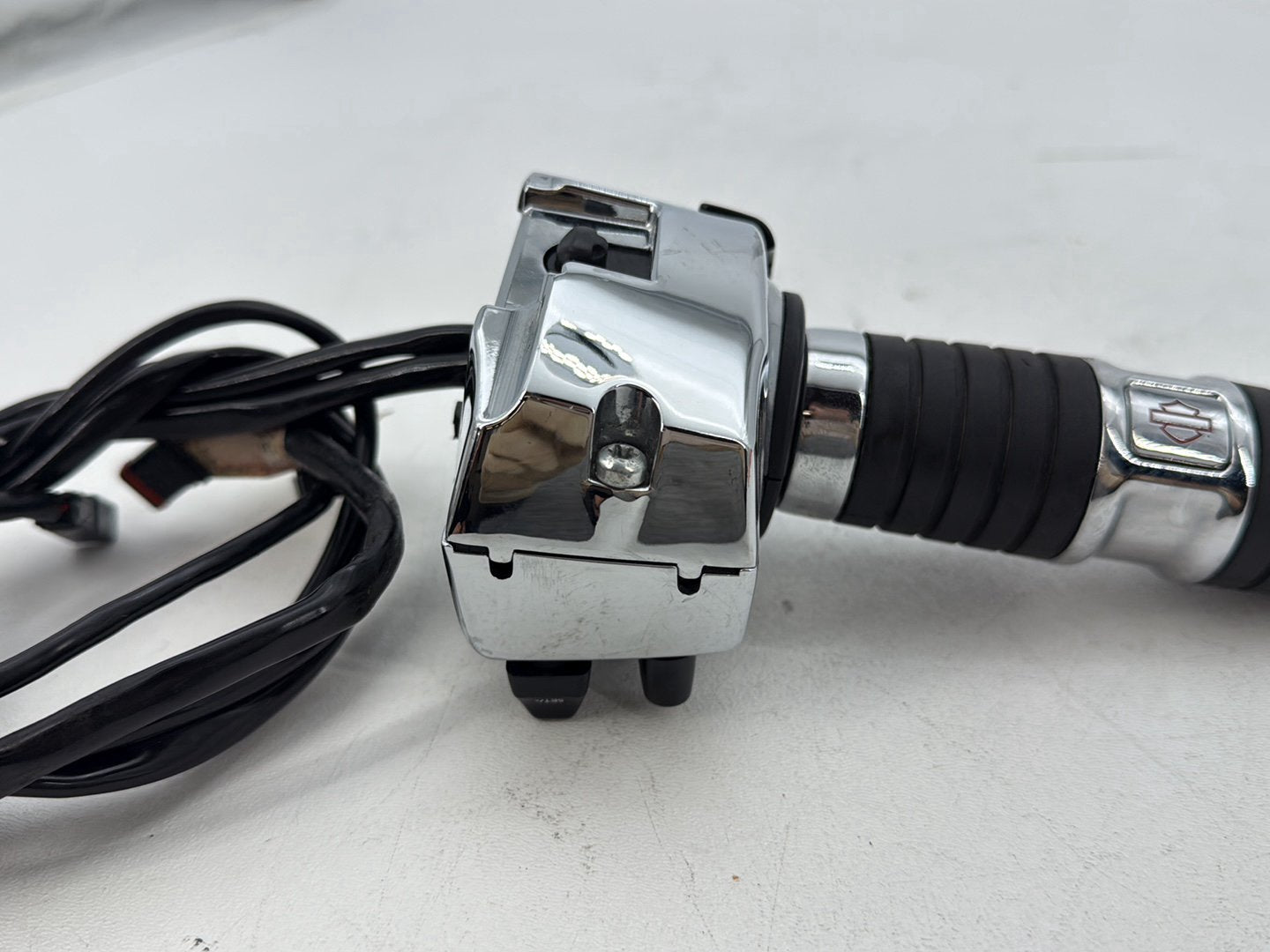 2014 Harley Electra Glide Touring CVO Screamin Eagle OEM Left Turn Signal Headlight Switches Controls