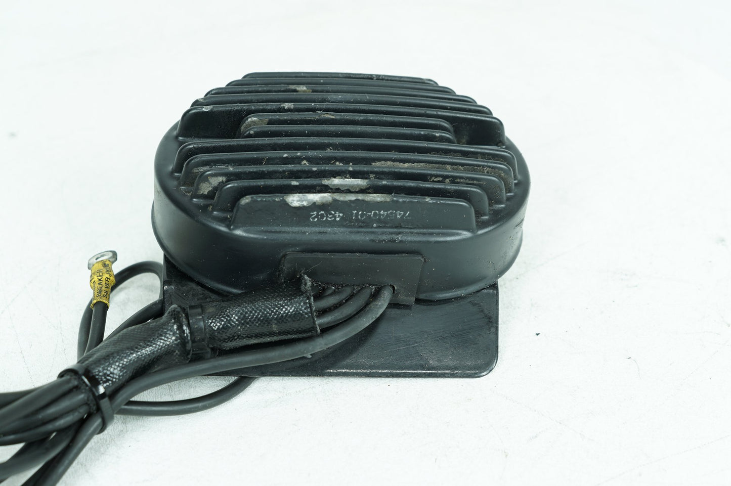 1999 - 2006 Harley-Davidson Softail Fat Boy Voltage Regulator Rectifier   	74540-01