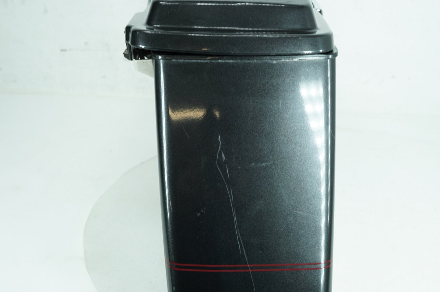 2007 - 2011 Harley-Davidson Touring Road King Classic Right 1 Saddlebag Luggage NO Key 90752-93