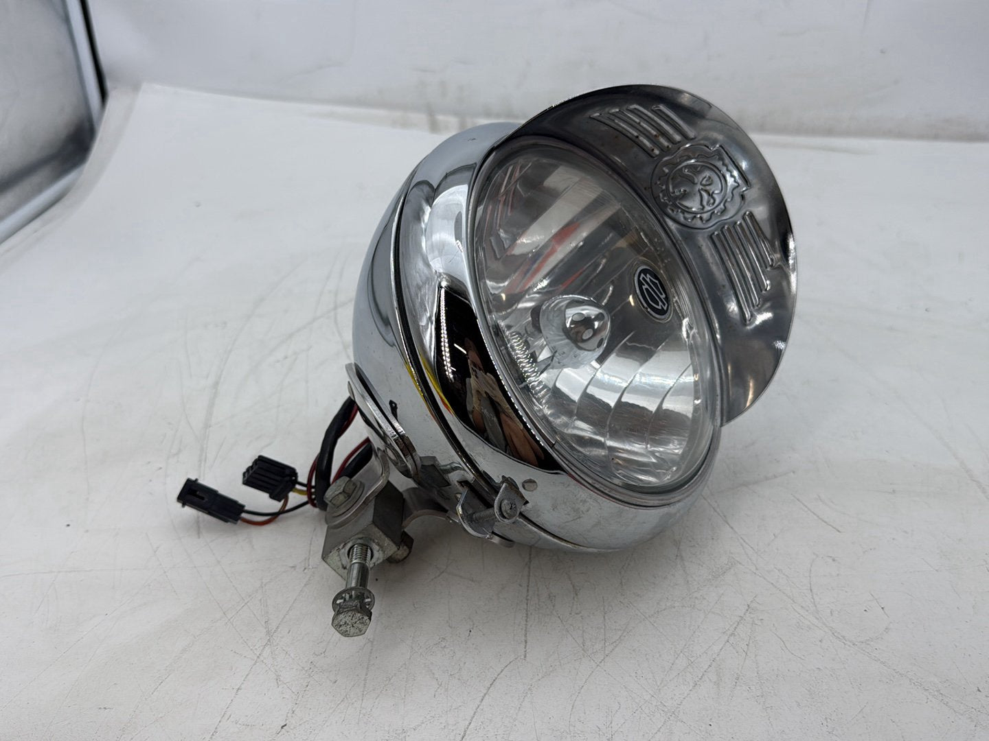 2005 Harley Heritage Softail Classic OEM Headlight Headlamp Head Light Halogen