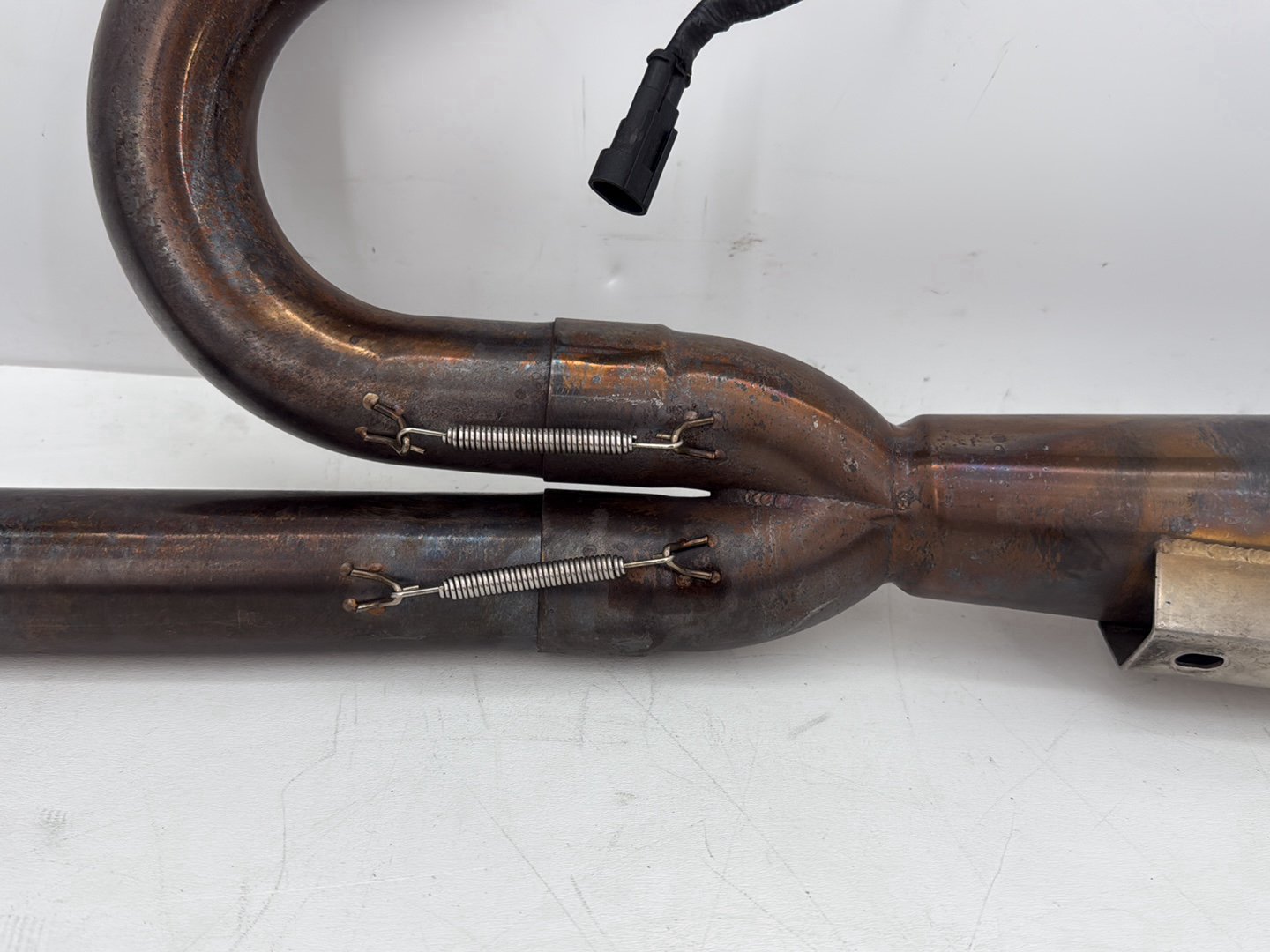 2007 Harley Touring FLHTCU Electra Glide Ultra OEM Exhaust System Header Pipe