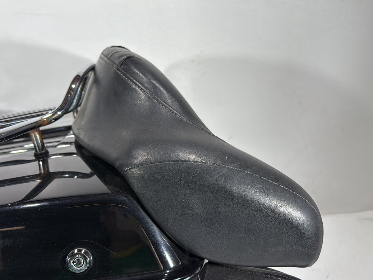 2008 Harley Touring Electra Glide Ultra OEM Pass Backrest Tour Pak Luggage NOKey