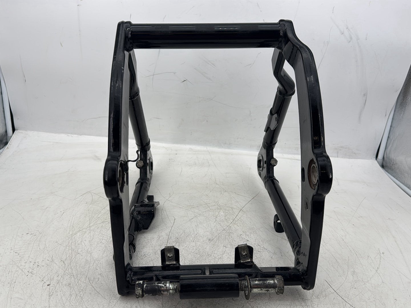 2007 Harley Softail Heritage Classic FLSTC OEM Rear Fork Swingarm Swing Arm