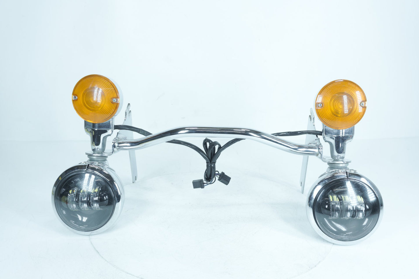 2007 - 2012 Harley-Davidson Touring Electra Glide Classic Front Turn Signal Indicators Aux Light Bar  	68712-94A