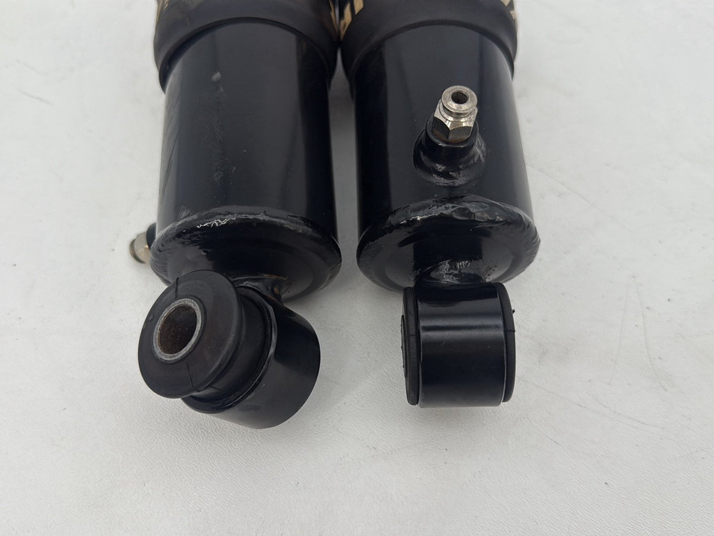 2019 - 2023 Harley-Davidson Touring Road King Special Rear Left Right Shock Absorbers Dirty Air