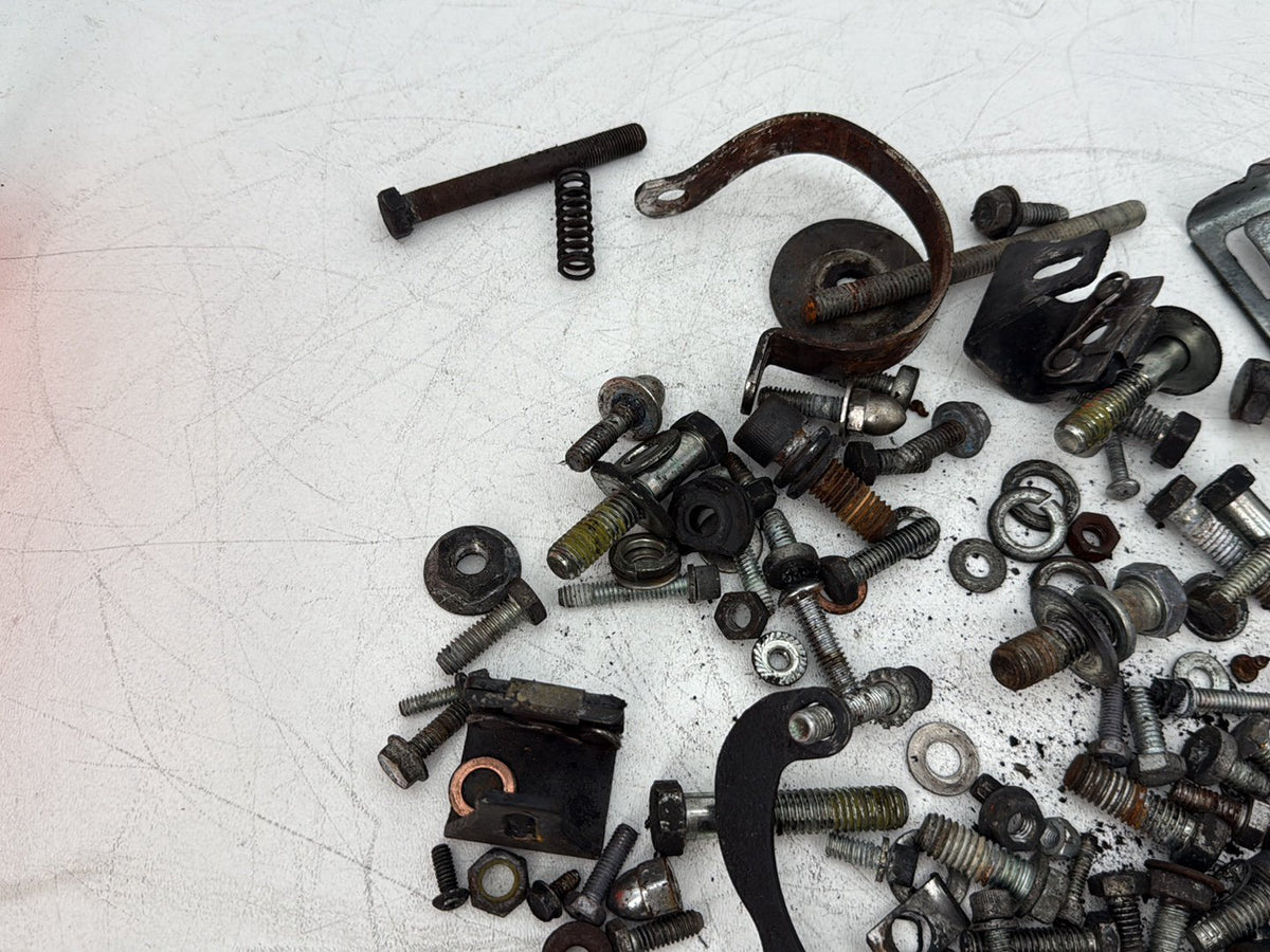 2006 Harley Touring FLHRI Road King OEM Hardware Bolts Nuts & Brackets