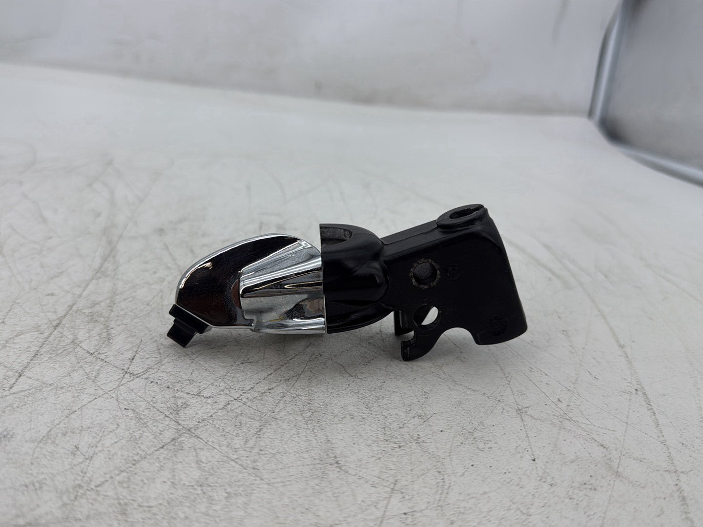 2000 Harley Touring Electra Glide Ultra Clutch Hand Lever Clutch Perch 38608-96