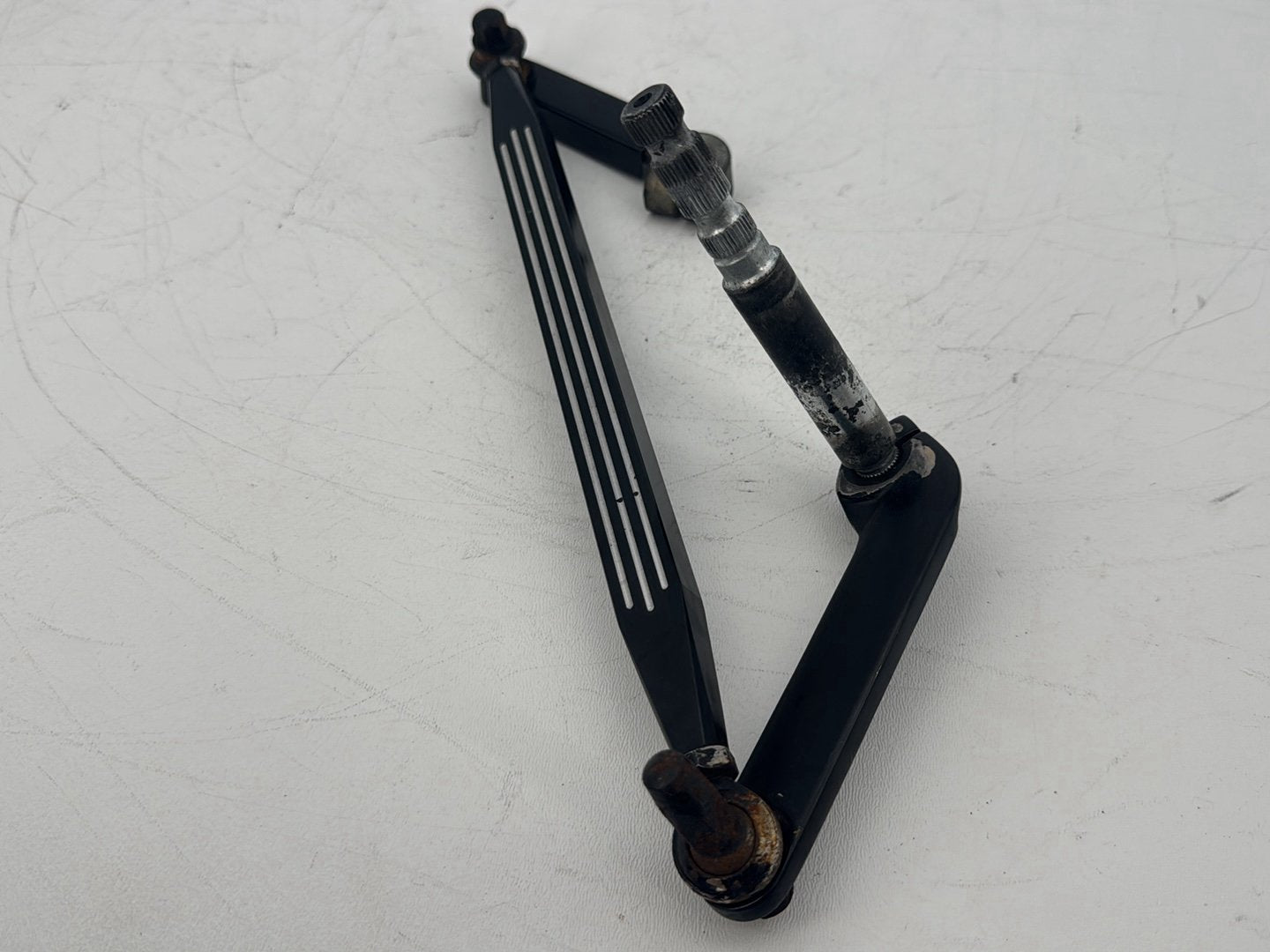 2008 Harley Touring FLHT Electra Glide OEM Gear Shifter Lever w/ Rod linkage