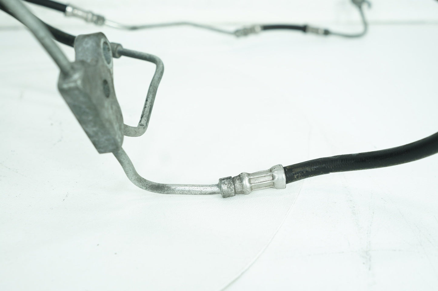 2008 - 2016 Harley-Davidson Touring Electra Police Front Brake Hose Line Pipe ABS 40612-09