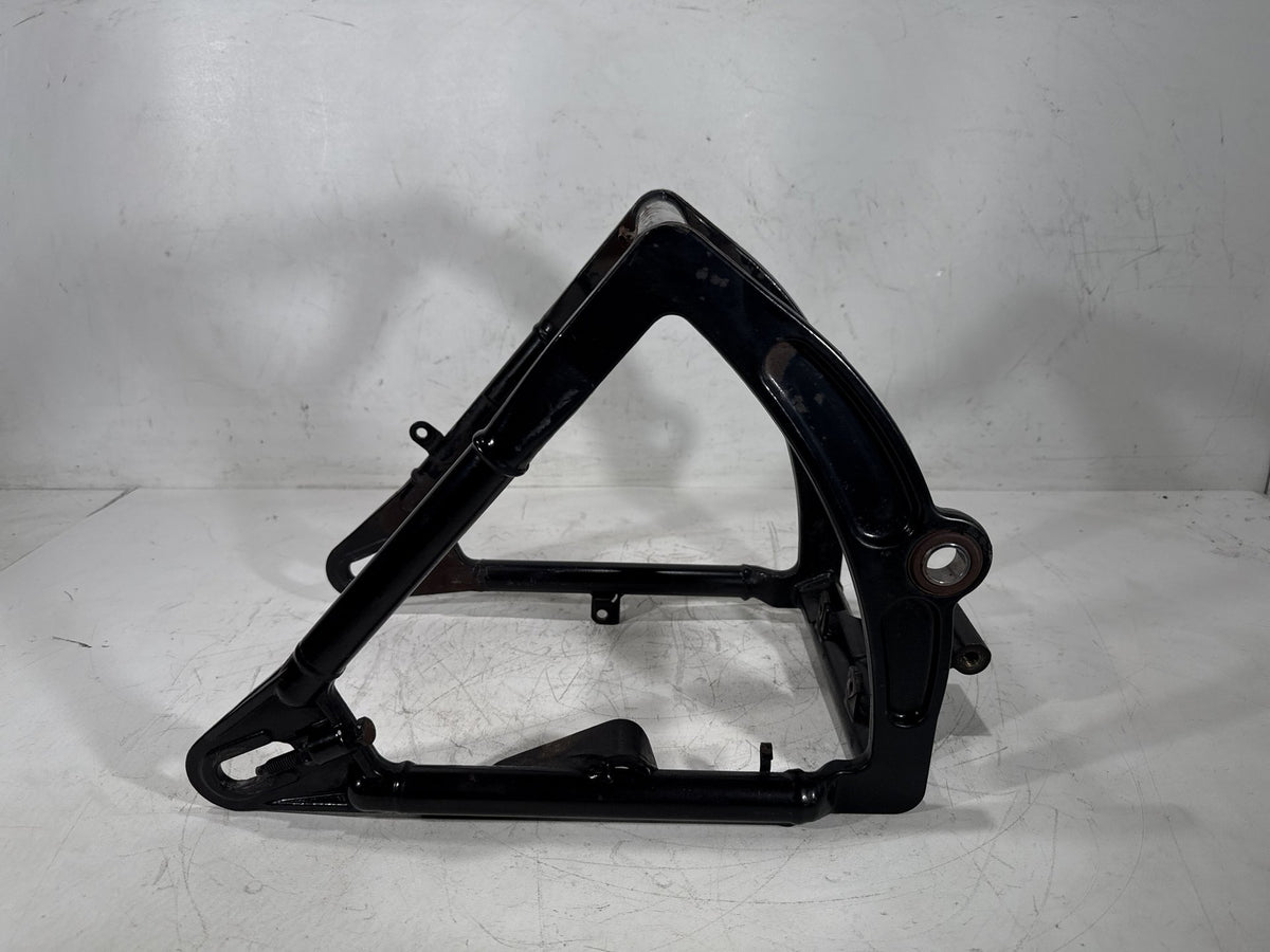 2002 Harley Heritage Softail Classic FLSTC OEM Rear Fork Swingarm Swing Arm
