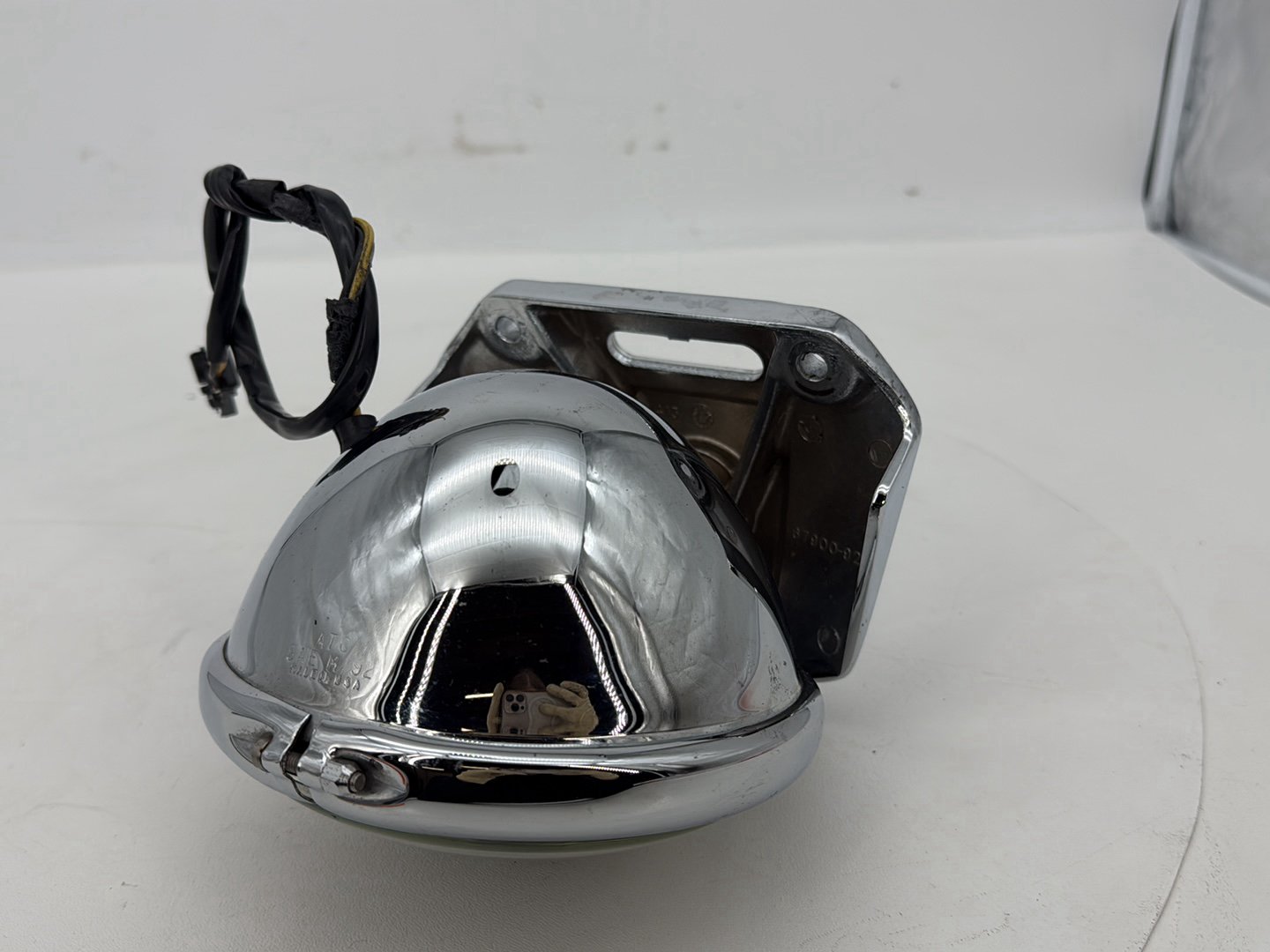 1999 - 2006 Harley-Davidson Dyna Low Rider Headlight Headlamp Head Light Halogen 69675-05A