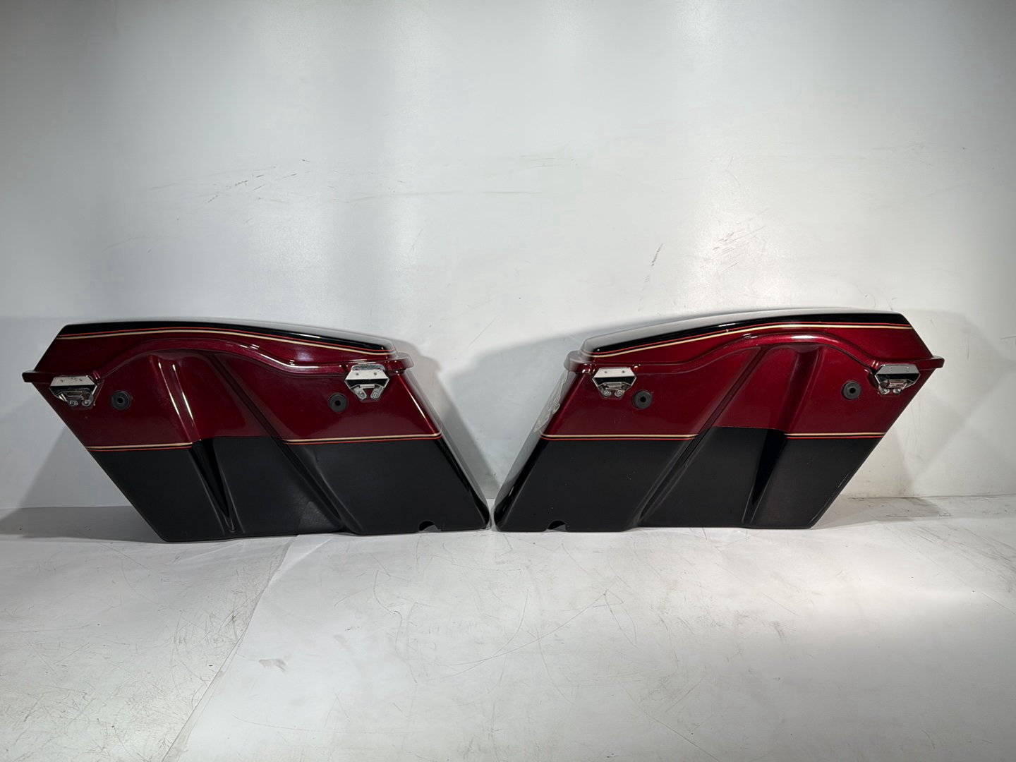 1995 Harley Touring FLHTCI Electra Glide Classic OEM Left Right Saddlebags Luggage NOKey