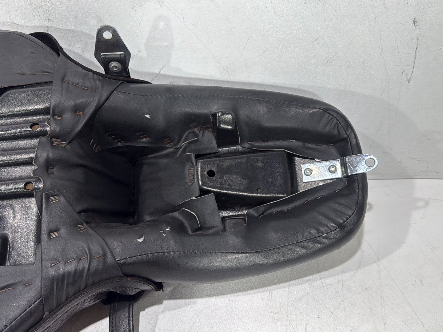 2003 Harley Road King Touring Classic OEM Passenger Rider Driver Seat Saddle