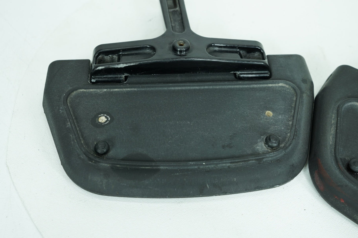2008 - 2016 Harley-Davidson Touring Electra Police Left & Right Passenger Floorboard Foot Rest 52719-93