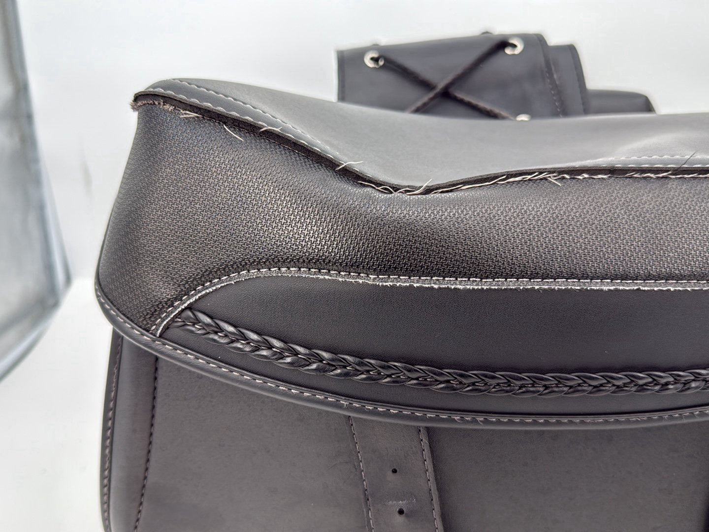 2004 - 2013 Harley-Davidson Sportster 883 Custom Rear Left Right Saddlebags Luggage Leather KEMI-MOTO