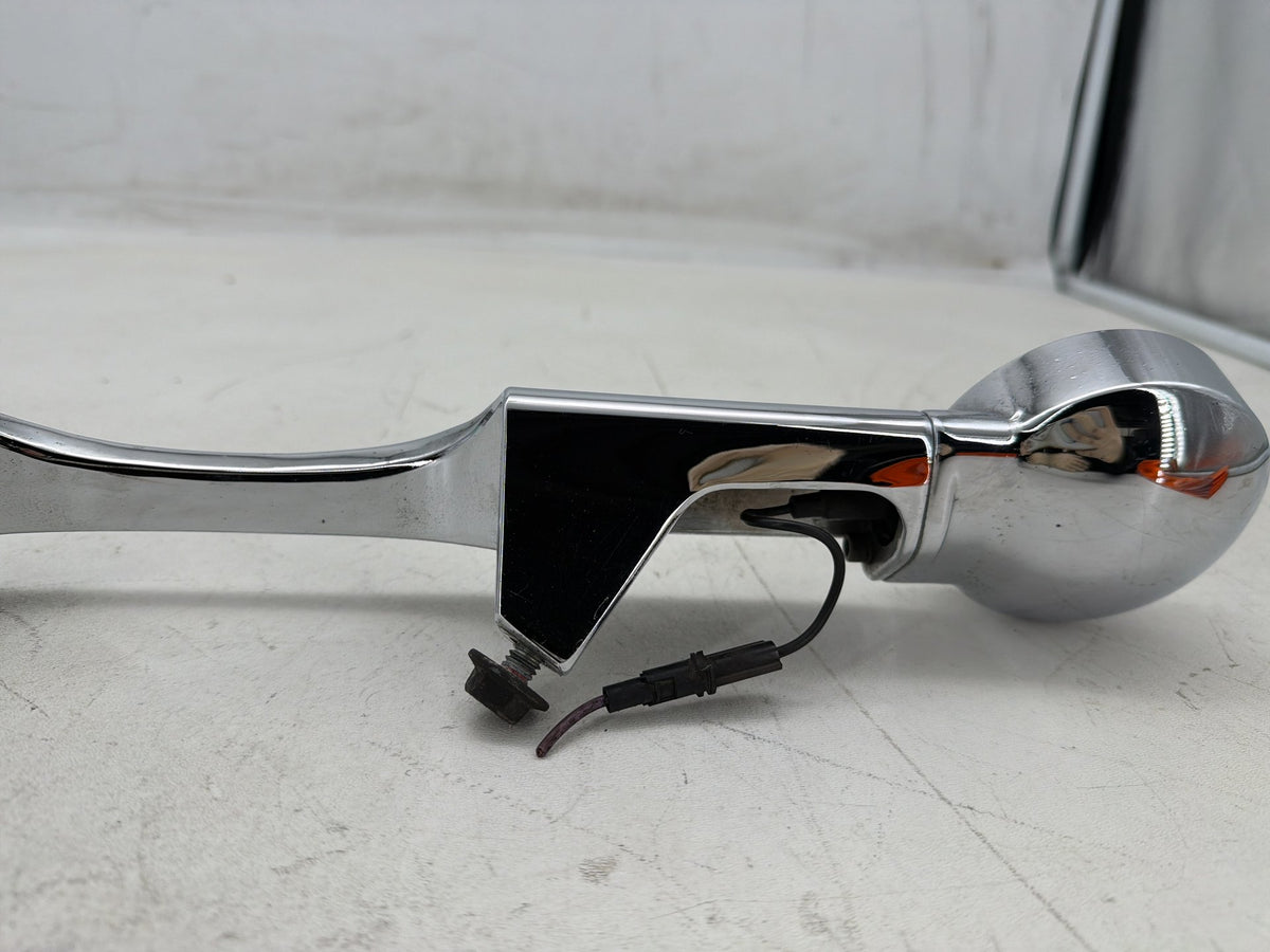 1991 Harley Electra Glide Touring Ultra OEM Rear Left & Right Turn Signals