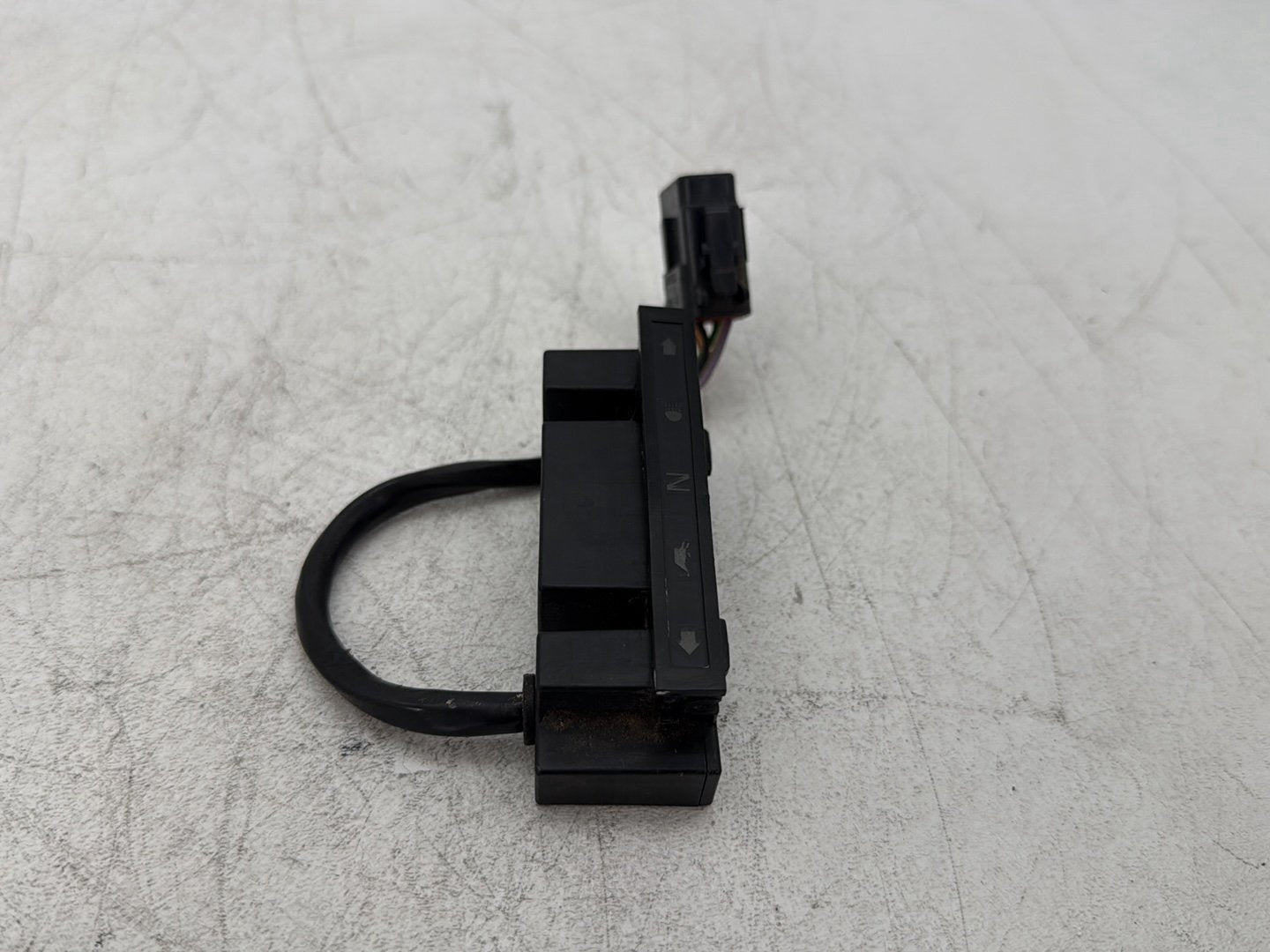 2000 Harley Dyna FXDWG Wide Glide OEM Dash Indicator Lamp Wire Plug In