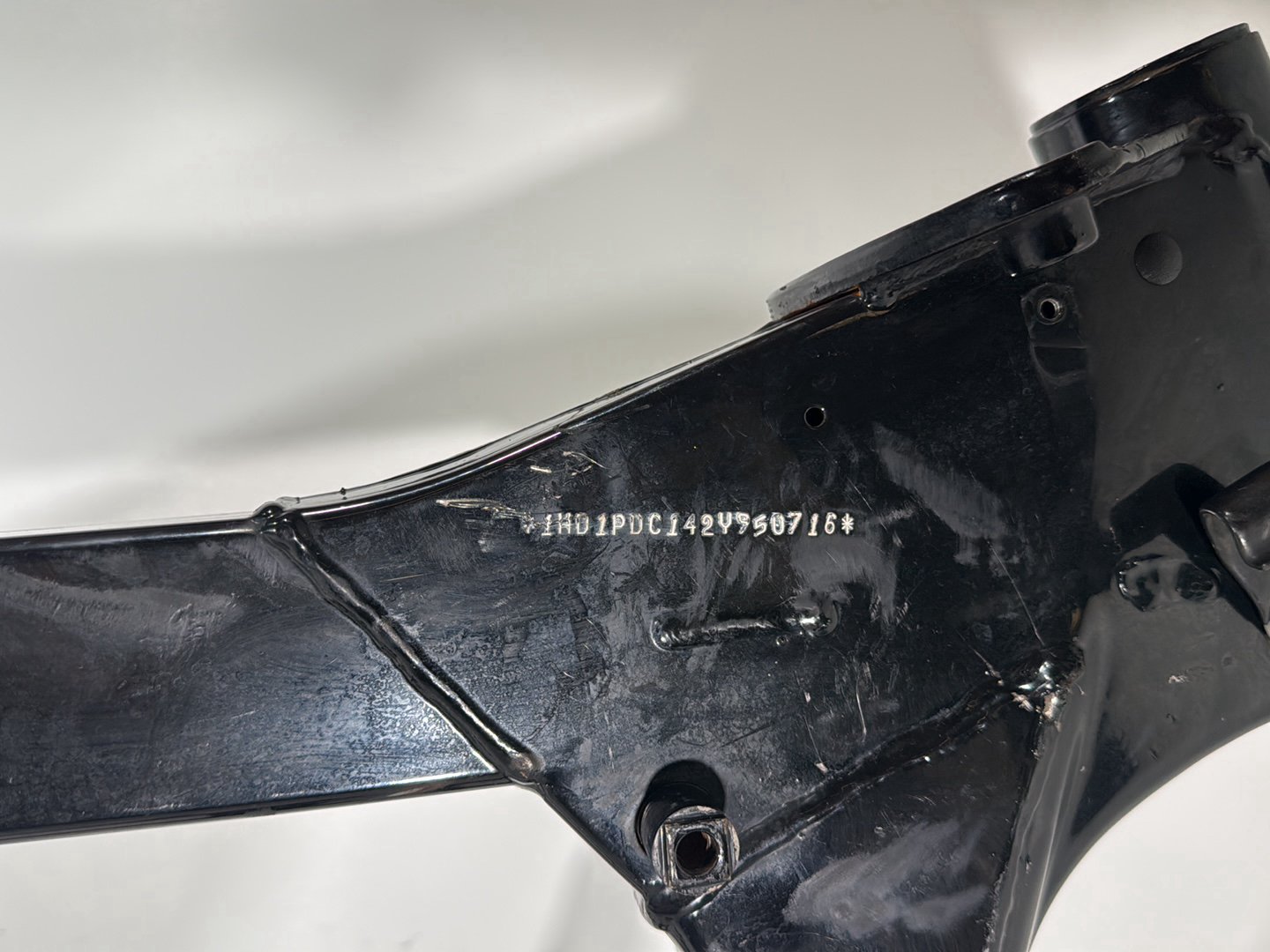 1999 - 2006 Harley-Davidson Touring CVO Screamin Eagle Road King Body Main Frame Chassis CLN CLR 47900-02A