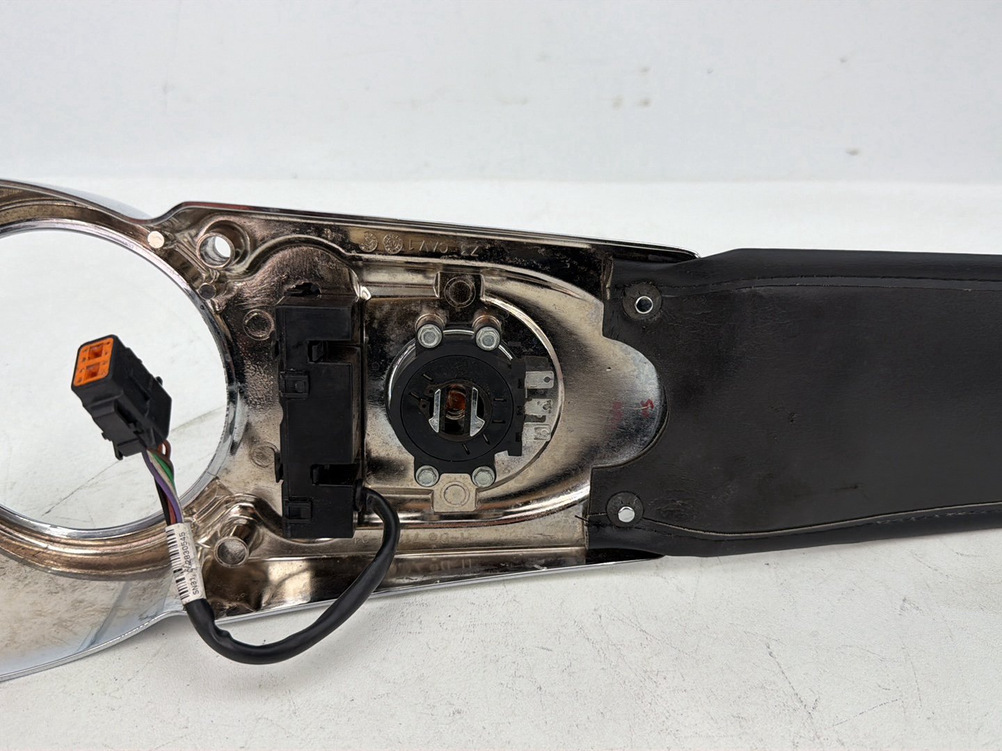 2007 - 2017 Harley-Davidson Dyna Super Glide Custom Fuel Gas Tank Dash Console NOKey 71211-04