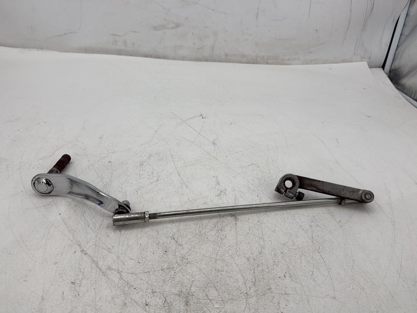 1997 Harley Softail Fat Boy FLSTF OEM Gear Shifter Lever Arm w/ Rod linkage
