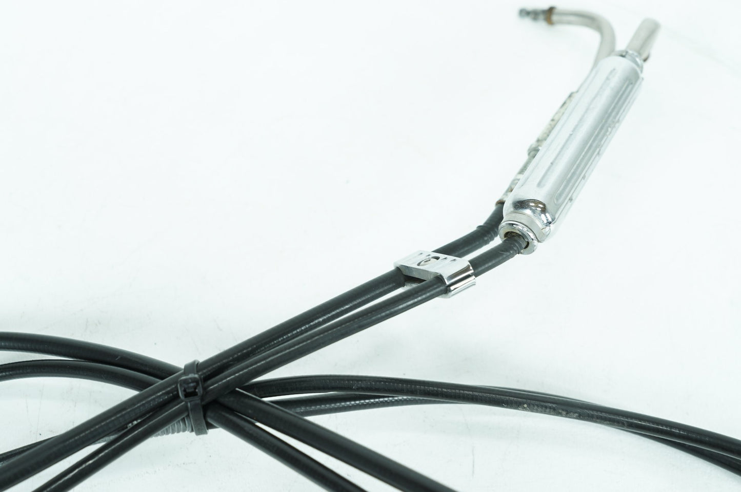 1999 - 2006 Harley-Davidson Touring Electra Glide Classic Idle Throttle Wire Cables Line  	56357-02
