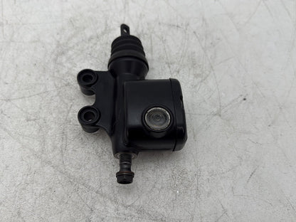 2013 Harley Electra Glide Touring Ultra FLHTCUI OEM Rear Brake Master Cylinder Reservoir