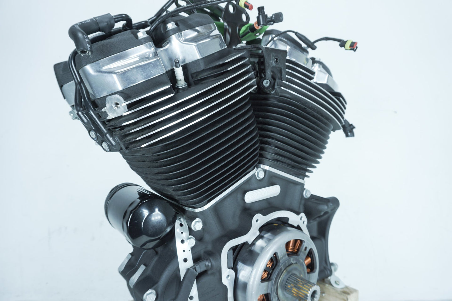 2018 - 2025 Harley-Davidson Softail Street Bob EFI Milwaukee M8 107 Engine Motor 16200386