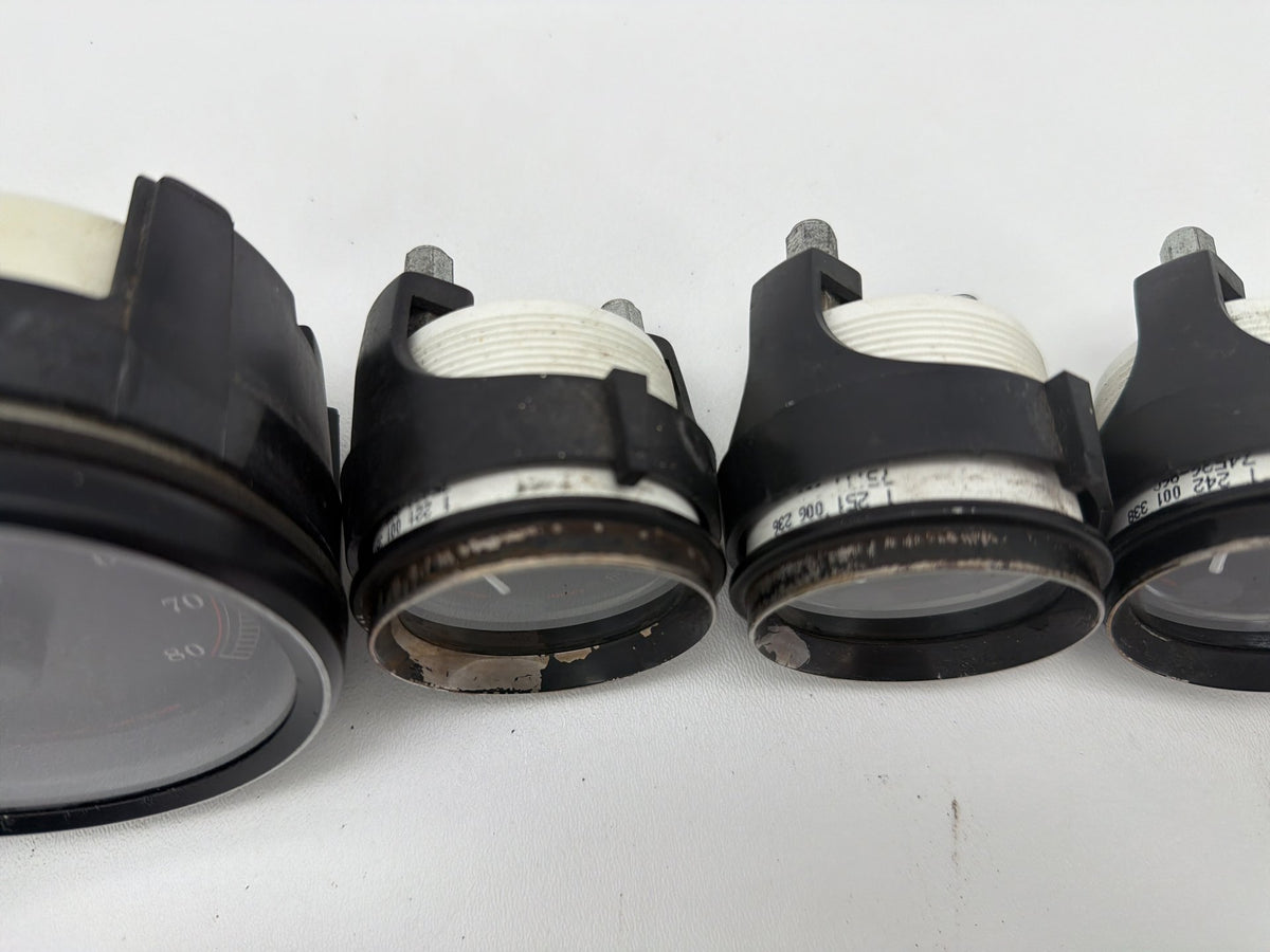 2006 Harley Electra Glide Touring Classic OEM Air Oil Volt Fuel Tacho Speedo Gauges