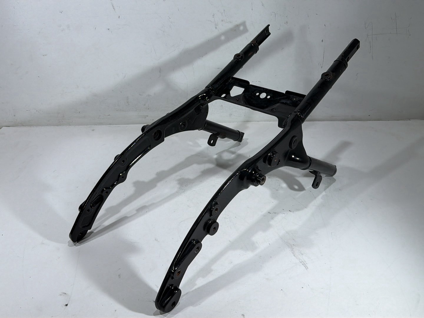 2009 Harley Street Glide Touring FLHX OEM Rear Sub Frame Subframe Tail Rail