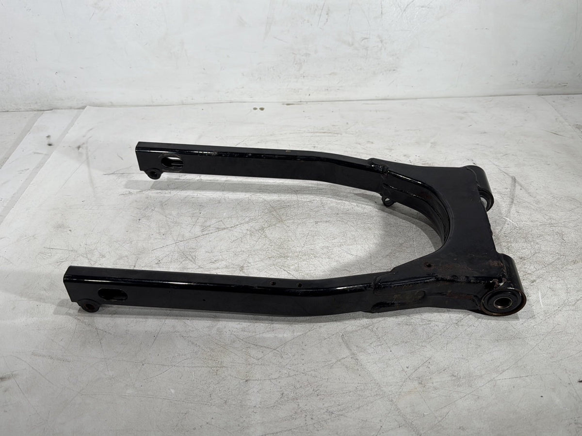 1999 Harley Electra Glide Touring FLHT OEM Rear Fork Swingarm Swing Arm