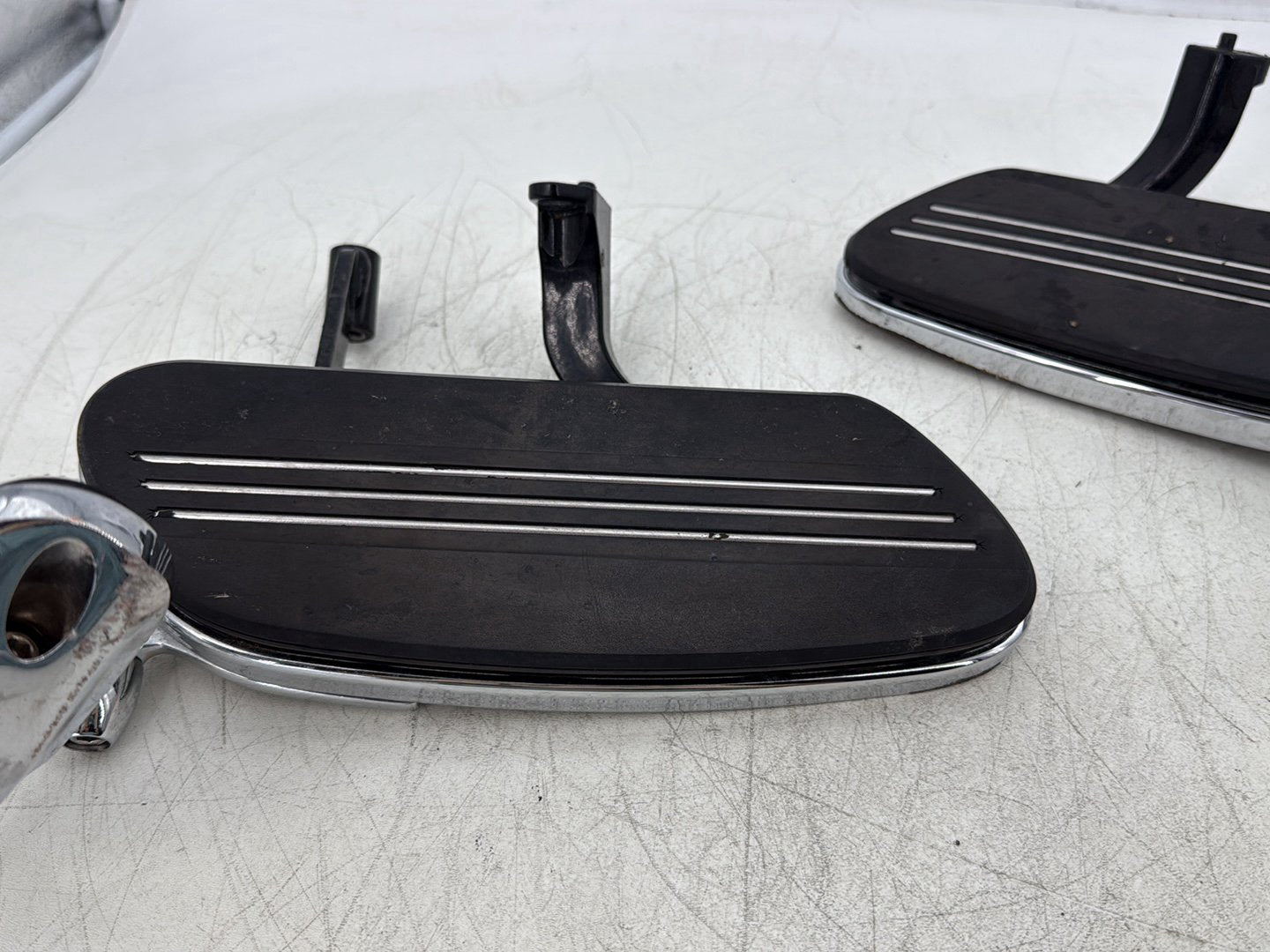 2015 Harley Road Glide Touring FLTRXS OEM Left Right Driver Floorboard Foot Rest