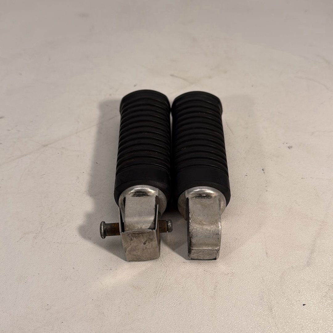 2017 - 2026 Harley-Davidson Softail Heritage Classic 114 Left & Right Step Foot Rest Pegs 50501104