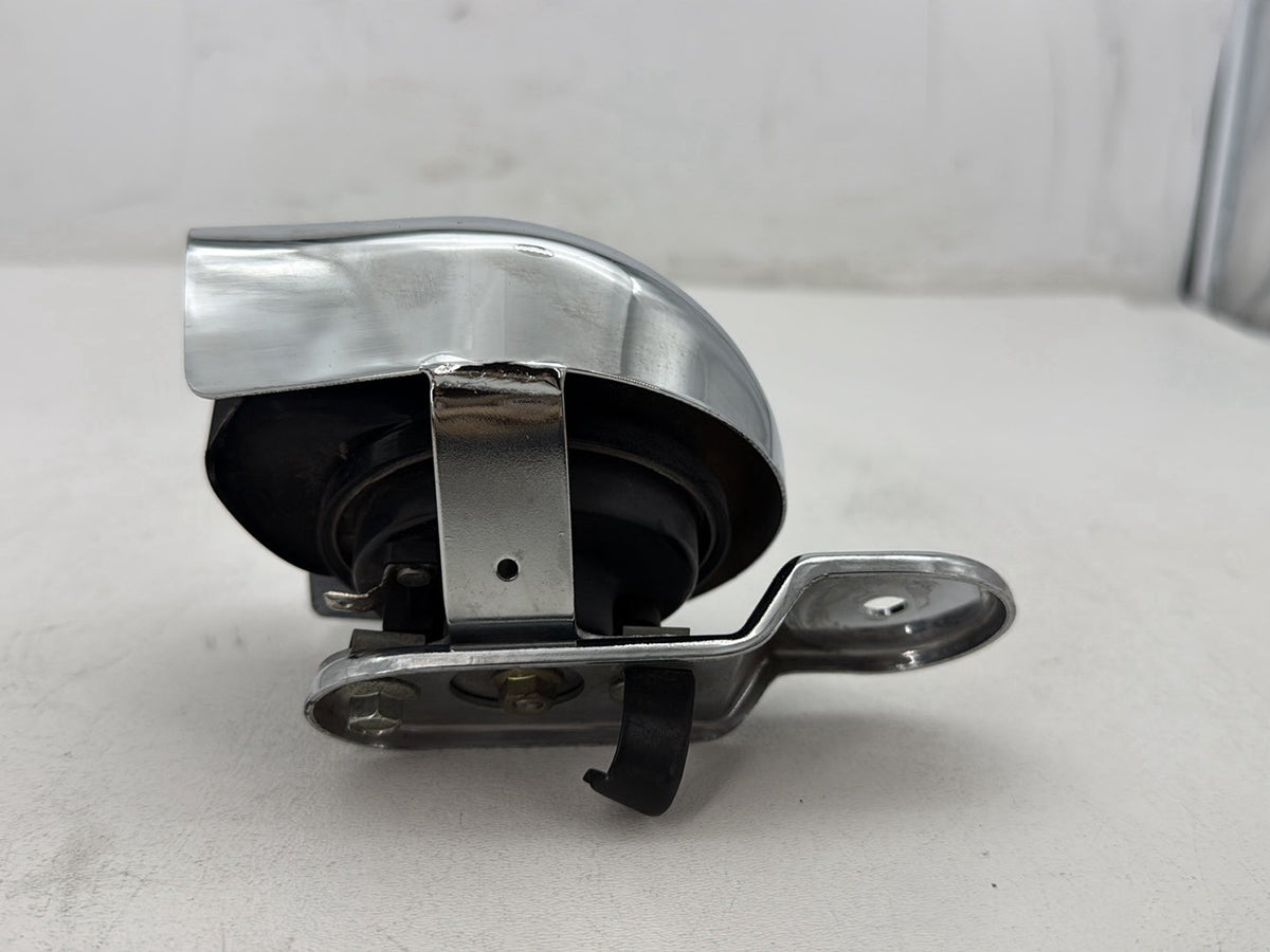 2004 Harley Softail FLSTC Heritage Classic OEM Horn Signal Klaxon Chrome Cover