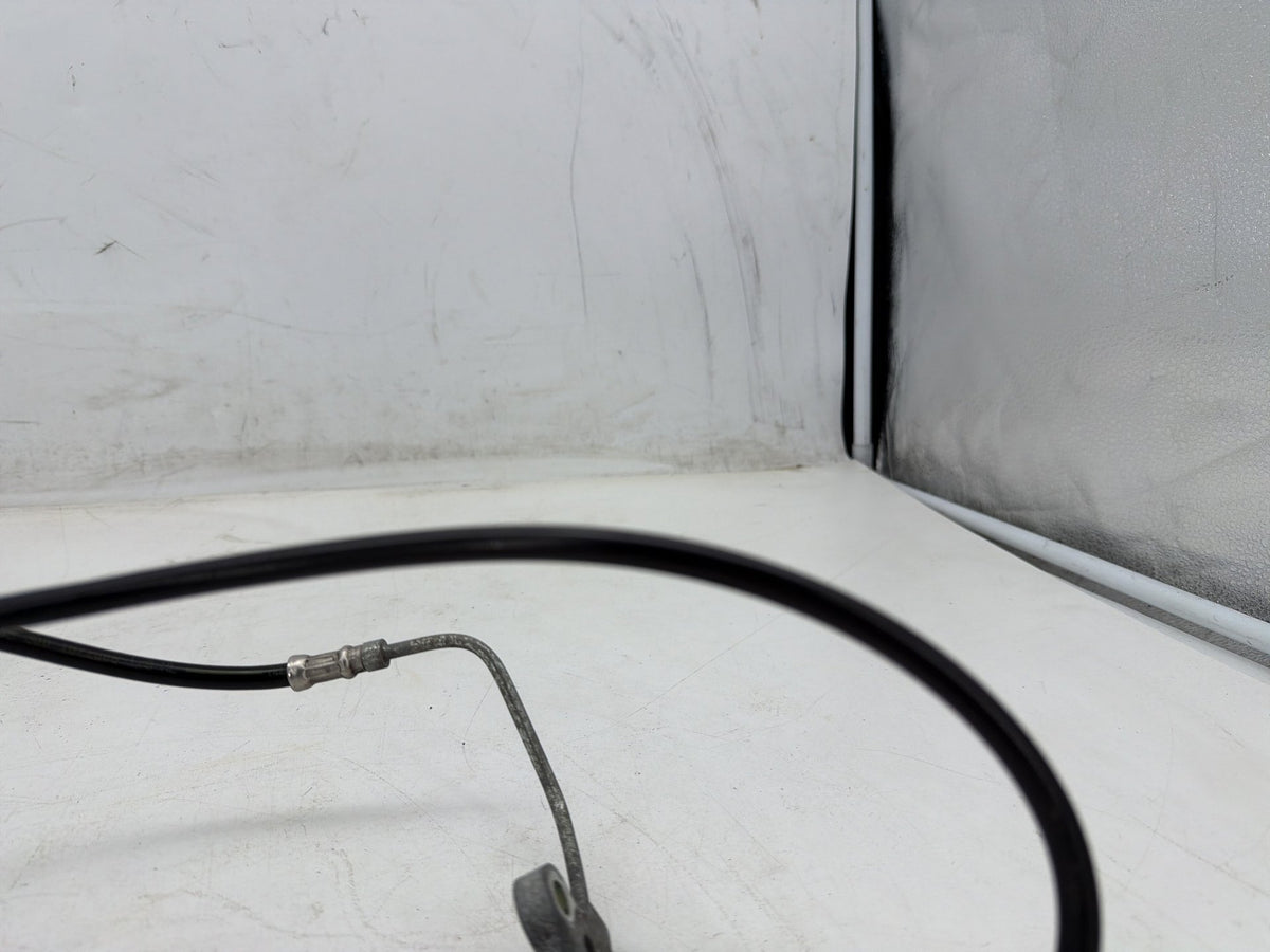 2009 Harley Street Glide Touring FLHX OEM Front Brake Hose Line Pipe NON-abs
