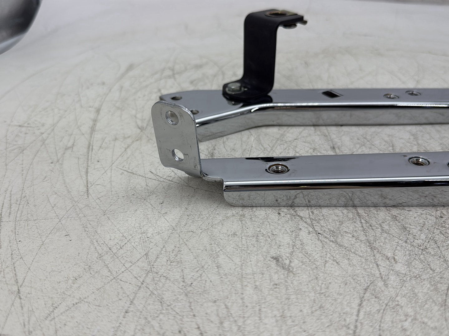 2006 Harley Road King Touring FLHRCI Classic OEM Left Right Saddlebag Fender Struts Brackets