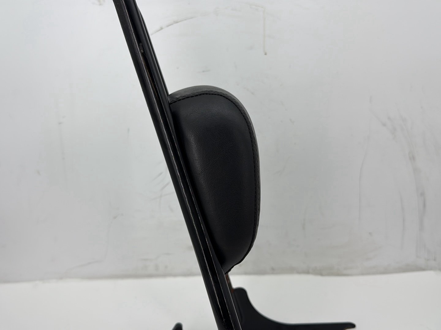2012 Harley Dyna Fat Bob FXDF 103 OEM Rear Sissy Bar w/ Backrest Cushion Pad