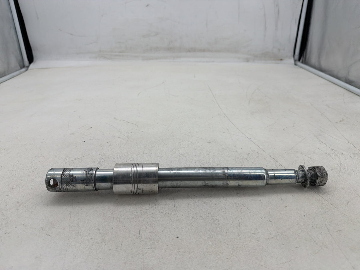 2016 Harley Dyna Fat Bob FXDF 103 OEM Front Wheel Axle Bolt Shaft