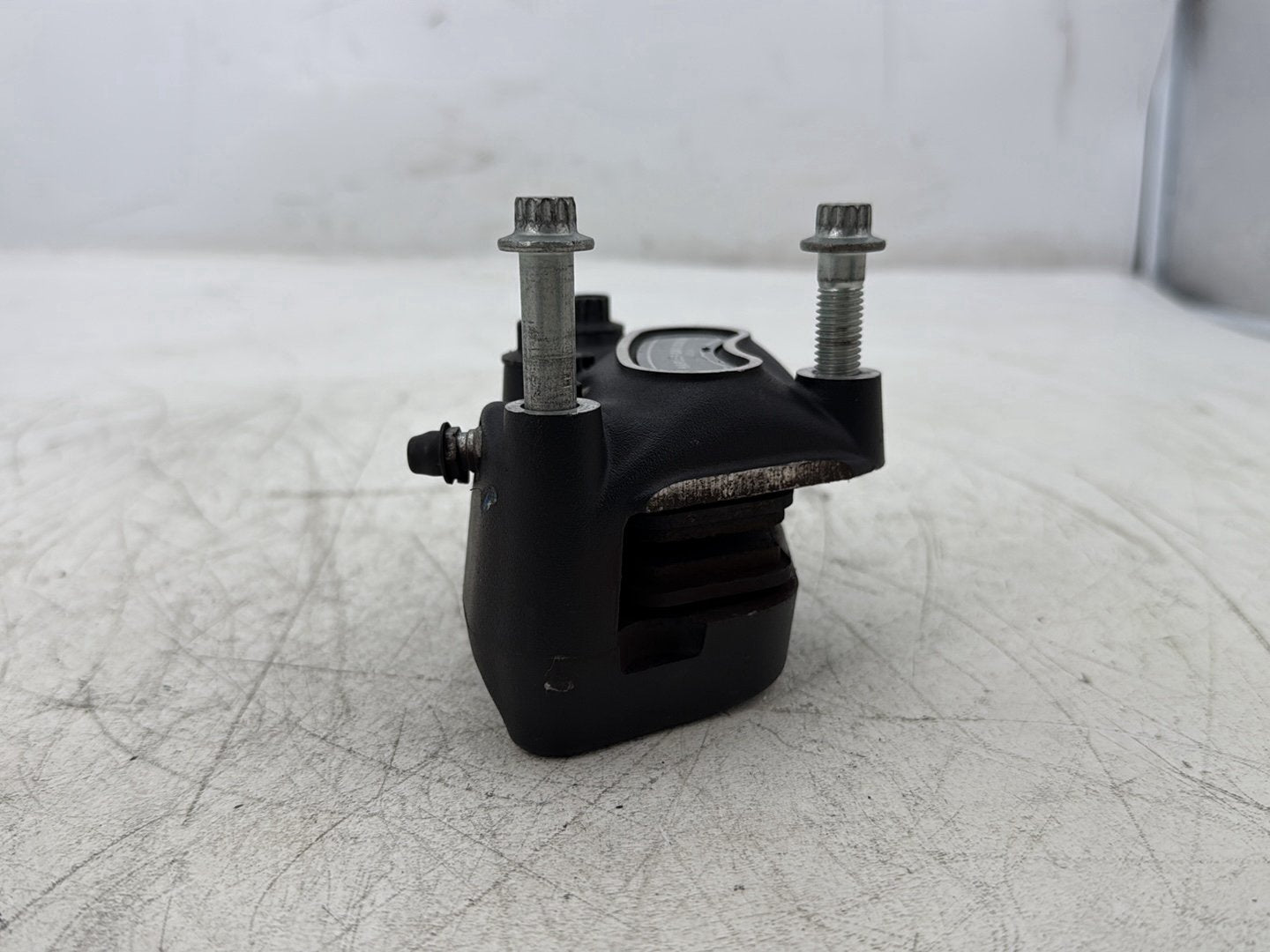 2007 Harley Electra Glide Touring Ultra FLHTCUI OEM Front Left 1 Brake Caliper