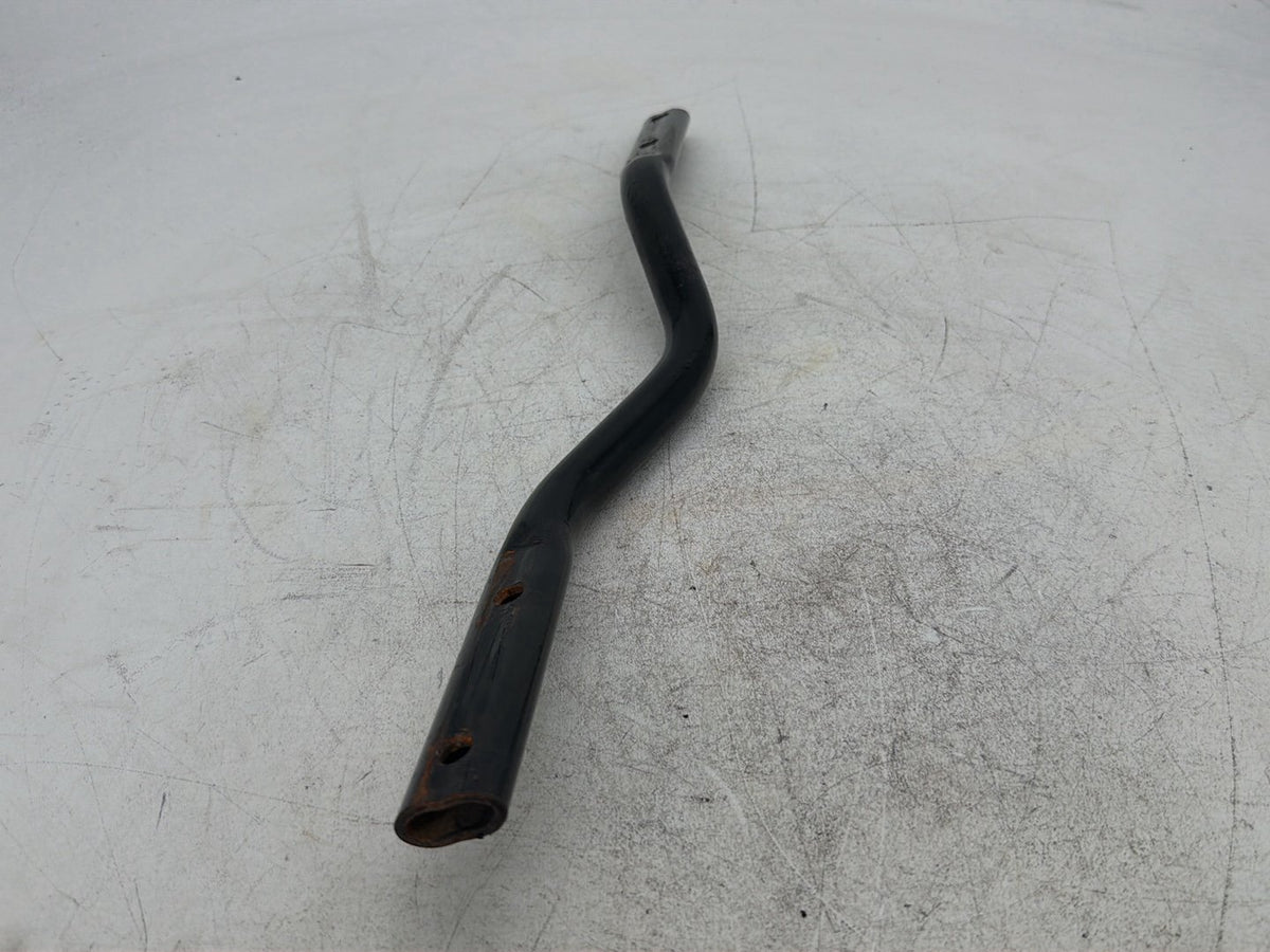 06 Harley Dyna Super Glide OEM Exhaust Muffler Interconnect Bracket Support Bar