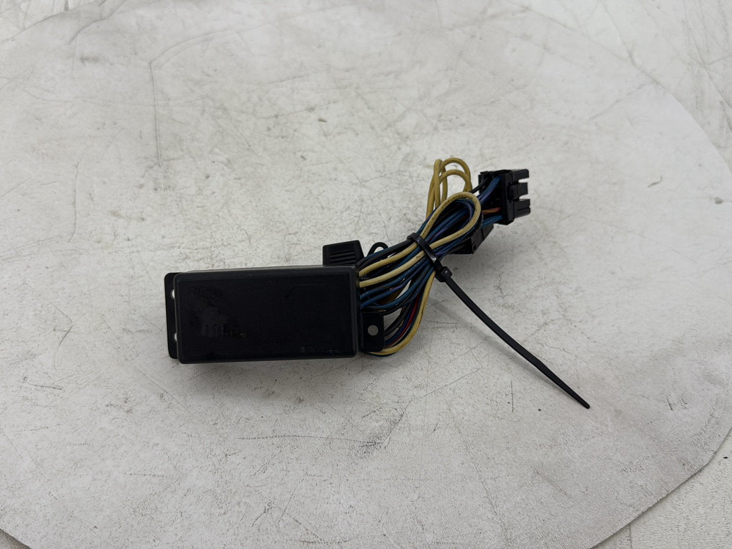 2015 Harley Dyna Low Rider FXDL OEM Tail Lamp Running Light Module Equalizer