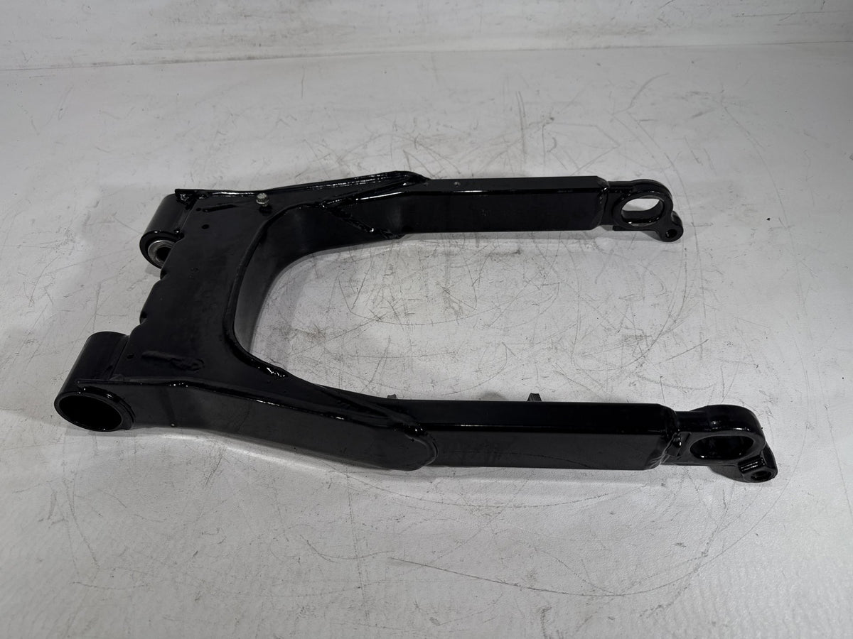 2007 Harley Electra Touring CVO Screamin Eagle OEM Rear Fork Swingarm Swing Arm