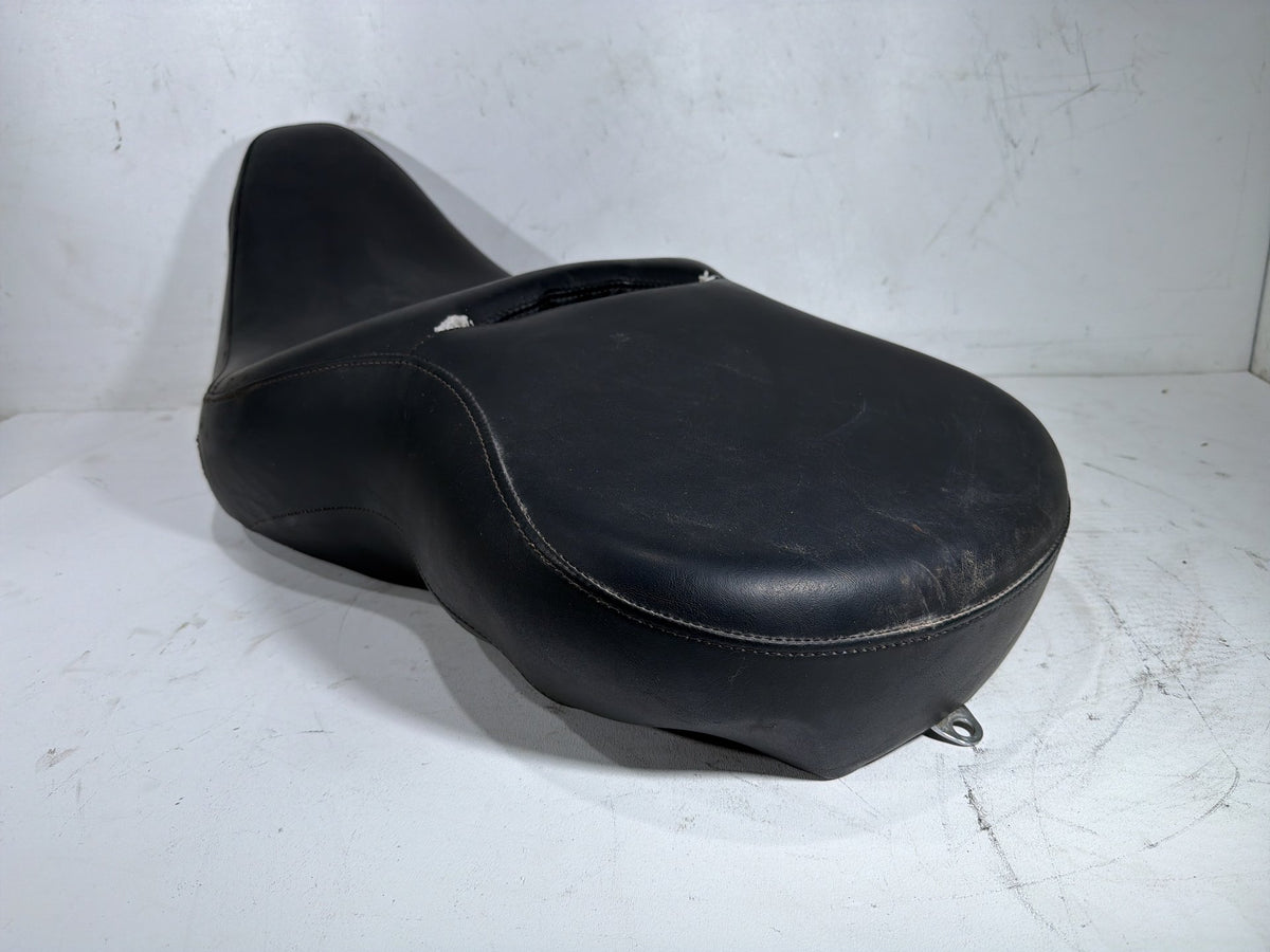 2004 Harley Electra Glide Touring Ultra OEM Passenger Rider Driver Seat Saddle