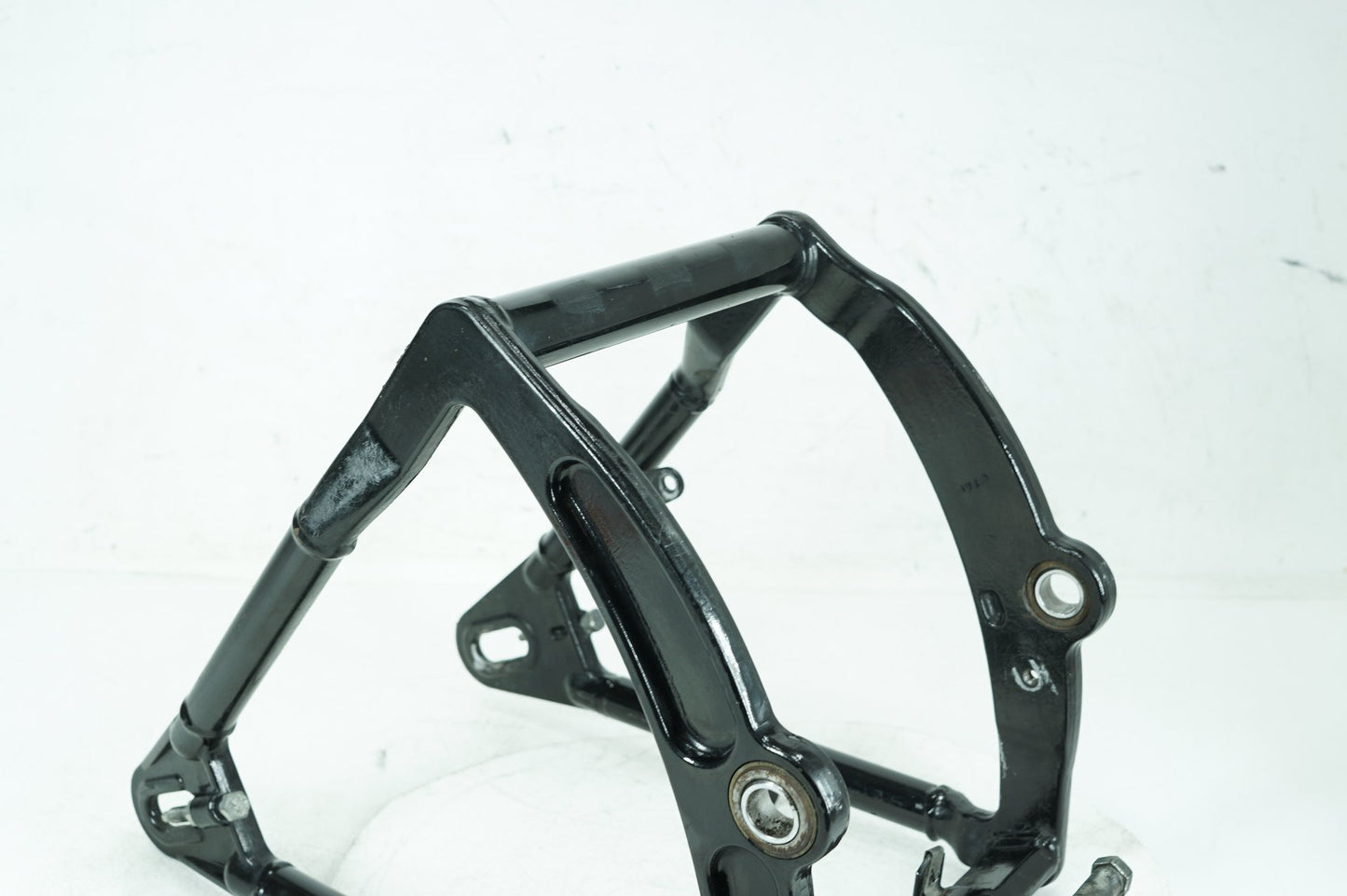 1999 - 2006 Harley-Davidson Softail Fat Boy Rear Fork Swingarm Swing Arm 47573-00A