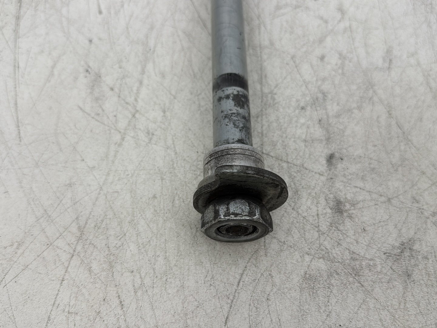 2016 Harley Road King Touring FLHR OEM Rear Wheel Axle Bolt Shaft