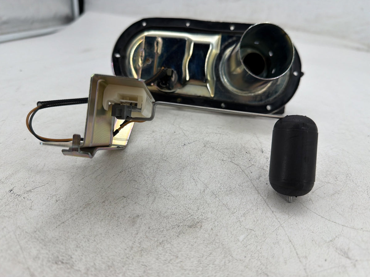 2006 Harley Street Glide Touring FLHX Fuel Pump Gas Gasoline Petrol Sending CARB