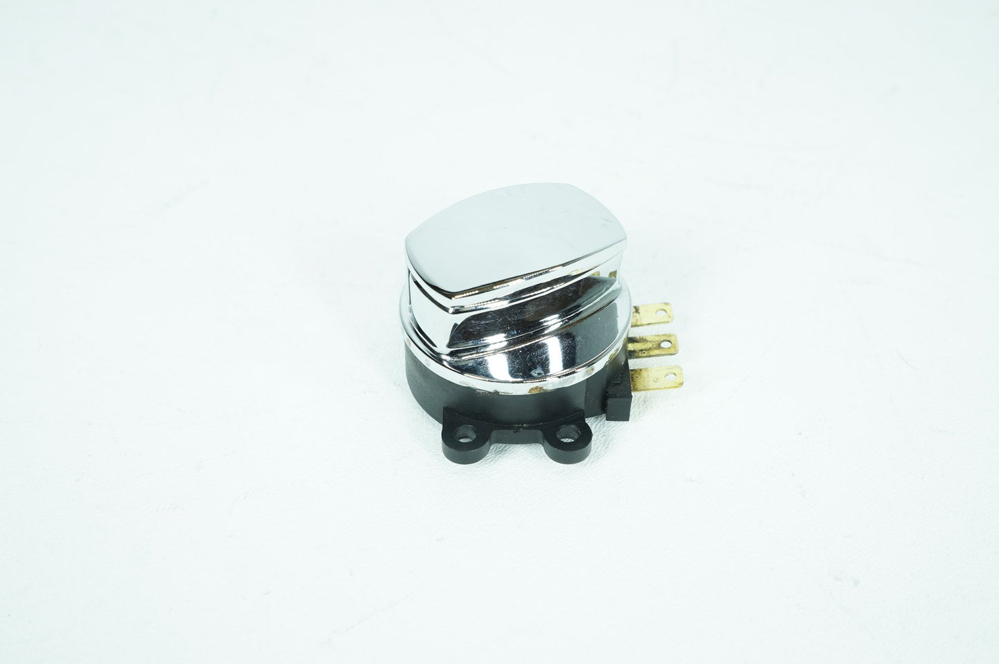 1999 - 2006 Harley-Davidson Softail Heritage Ignition Switch Cylinder Barrel Lockset NOKey 71450-04