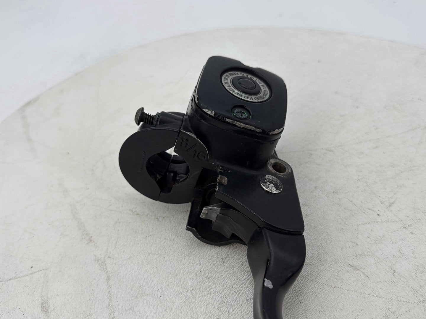 2012 Harley Dyna Fat Bob FXDF 103 OEM Front Right Brake Lever Master Cylinder