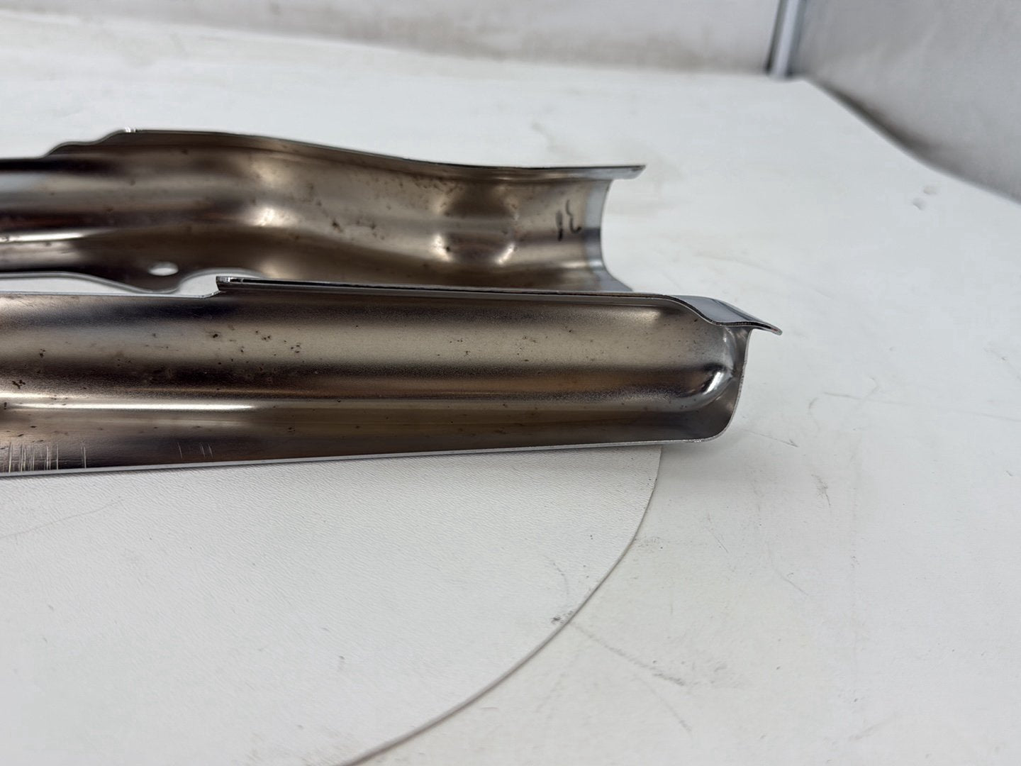 2007 Harley Street Glide Touring FLHX OEM Rear Left Right Fender Struts Bracket